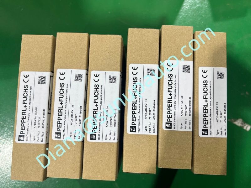 New and reliable P+F KFD2-VR4-EX1.26 Voltage Repeater,24 V DC supply,1-channel isolated barrier.